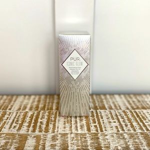 PUR Iconic Glow illuminating face & Body Dry Oil
